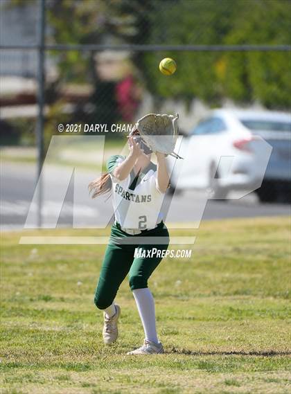 Thumbnail 2 in Schurr @ Montebello photogallery.