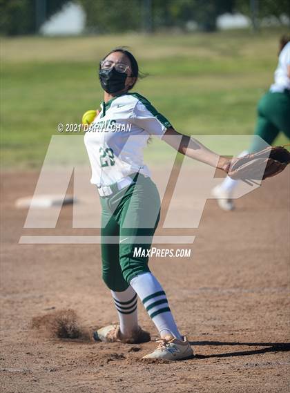 Thumbnail 2 in Schurr @ Montebello photogallery.