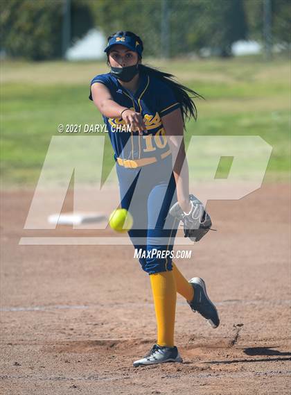 Thumbnail 3 in Schurr @ Montebello photogallery.