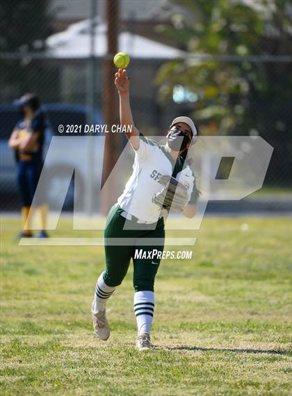 Thumbnail 3 in Schurr @ Montebello photogallery.