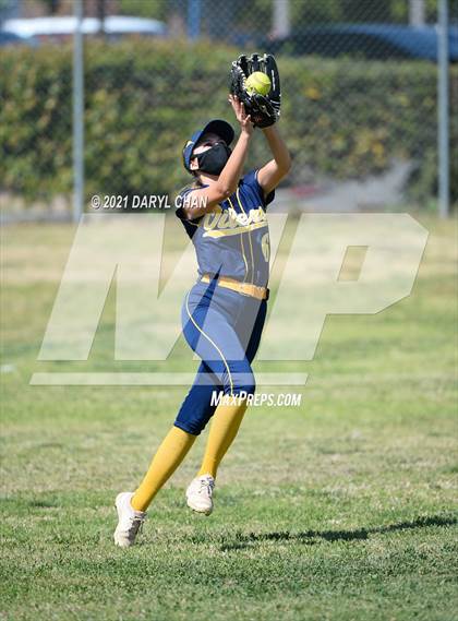 Thumbnail 1 in Schurr @ Montebello photogallery.