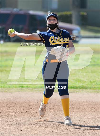 Thumbnail 2 in Schurr @ Montebello photogallery.
