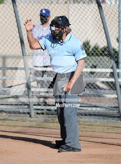 Thumbnail 2 in Schurr @ Montebello photogallery.
