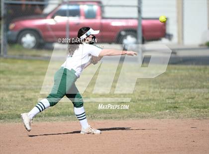 Thumbnail 1 in Schurr @ Montebello photogallery.