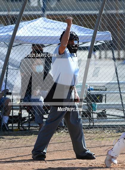 Thumbnail 2 in Schurr @ Montebello photogallery.