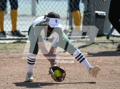 Thumbnail 3 in Schurr @ Montebello photogallery.