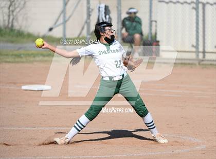 Thumbnail 1 in Schurr @ Montebello photogallery.