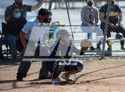Thumbnail 1 in Schurr @ Montebello photogallery.