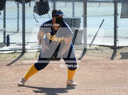 Thumbnail 1 in Schurr @ Montebello photogallery.