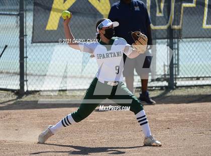 Thumbnail 1 in Schurr @ Montebello photogallery.