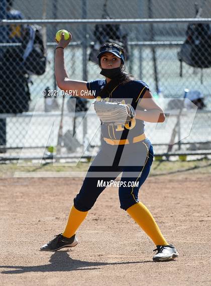 Thumbnail 2 in Schurr @ Montebello photogallery.