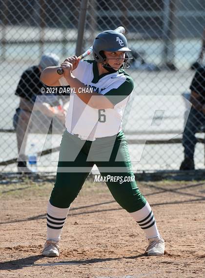Thumbnail 2 in Schurr @ Montebello photogallery.
