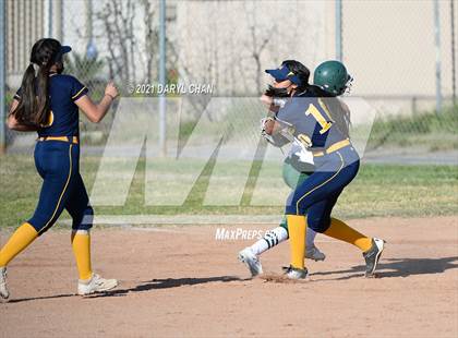 Thumbnail 2 in Schurr @ Montebello photogallery.