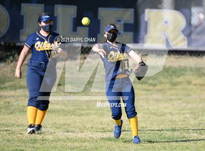 Thumbnail 2 in Schurr @ Montebello photogallery.