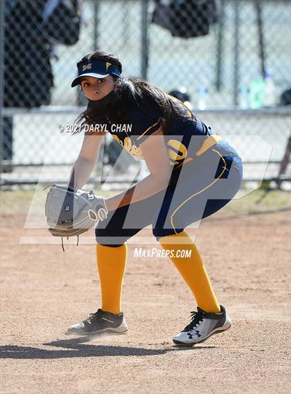 Thumbnail 1 in Schurr @ Montebello photogallery.