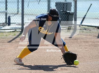 Thumbnail 2 in Schurr @ Montebello photogallery.