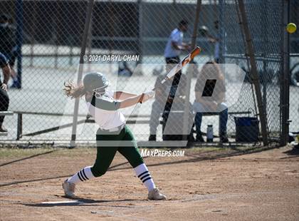 Thumbnail 1 in Schurr @ Montebello photogallery.