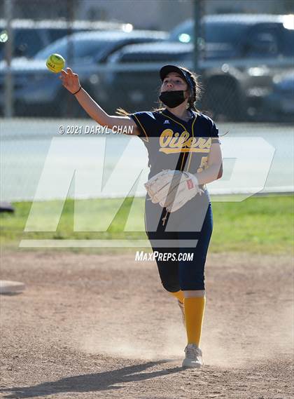 Thumbnail 2 in Schurr @ Montebello photogallery.