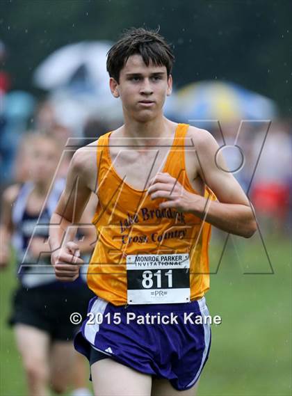 Thumbnail 3 in Fr: Monroe Parker Invitational photogallery.