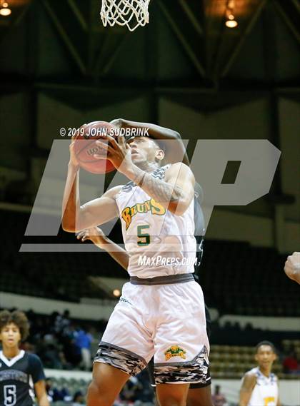 Thumbnail 2 in Jamestown vs Bethel  (Iverson Holiday Crossover Showcase) photogallery.