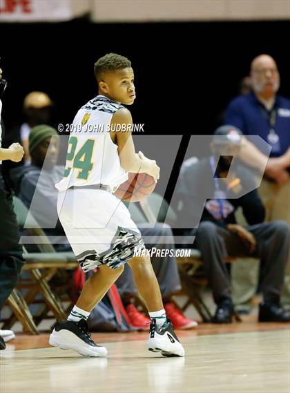 Thumbnail 1 in Jamestown vs Bethel  (Iverson Holiday Crossover Showcase) photogallery.