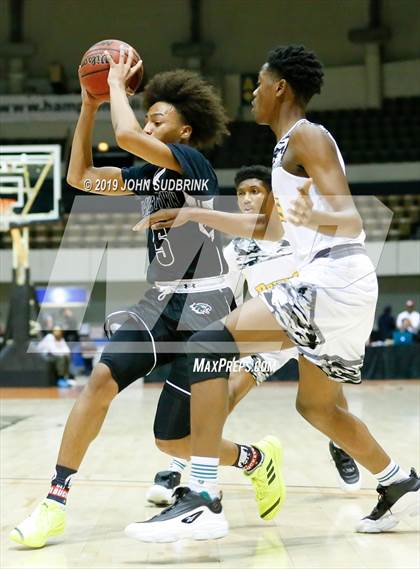Thumbnail 2 in Jamestown vs Bethel  (Iverson Holiday Crossover Showcase) photogallery.