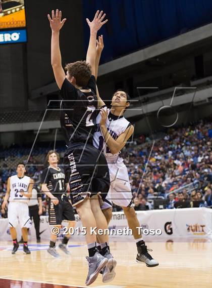 Thumbnail 1 in Big Sandy vs. Canadian (UIL 2A Final) photogallery.