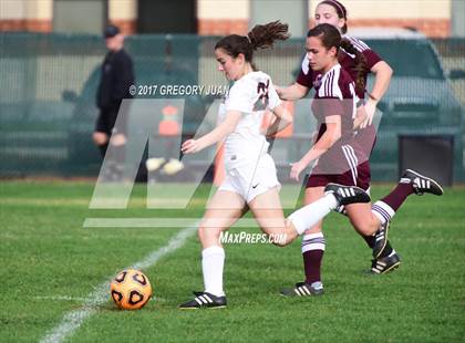 Thumbnail 2 in Benjamin Franklin vs. Terrebonne (LHSAA Division II 2nd Round Playoff) photogallery.