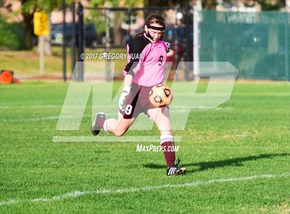 Thumbnail 2 in Benjamin Franklin vs. Terrebonne (LHSAA Division II 2nd Round Playoff) photogallery.
