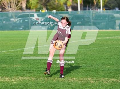 Thumbnail 3 in Benjamin Franklin vs. Terrebonne (LHSAA Division II 2nd Round Playoff) photogallery.