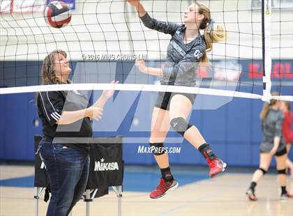 Thumbnail 1 in Santa Clarita Christian vs. Capistrano Valley Christian (CIF SS D9 Quarterfinal Playoff) photogallery.