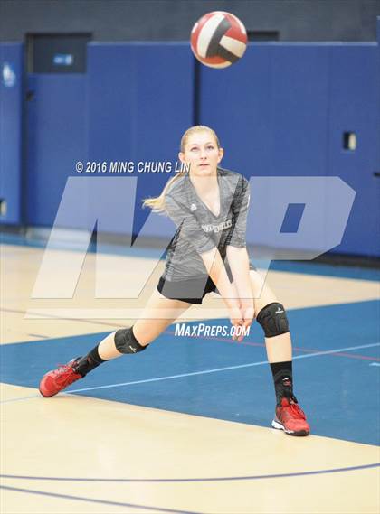 Thumbnail 1 in Santa Clarita Christian vs. Capistrano Valley Christian (CIF SS D9 Quarterfinal Playoff) photogallery.