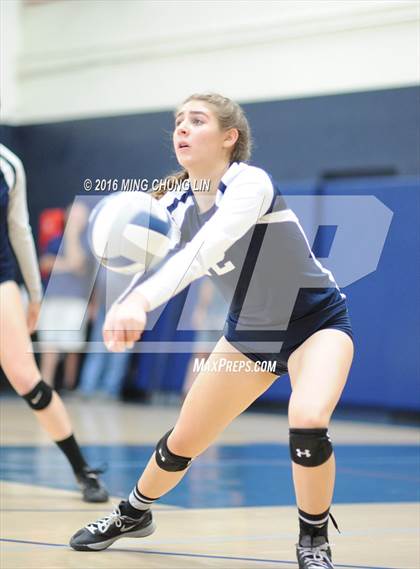 Thumbnail 2 in Santa Clarita Christian vs. Capistrano Valley Christian (CIF SS D9 Quarterfinal Playoff) photogallery.