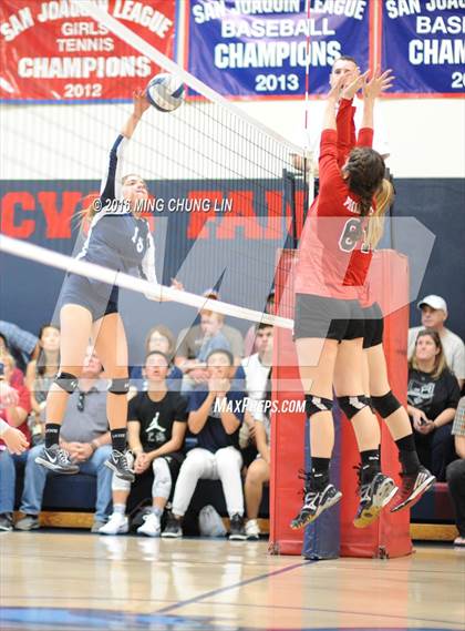 Thumbnail 3 in Santa Clarita Christian vs. Capistrano Valley Christian (CIF SS D9 Quarterfinal Playoff) photogallery.