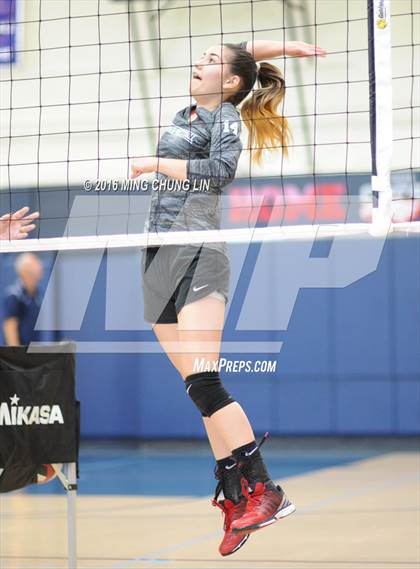 Thumbnail 2 in Santa Clarita Christian vs. Capistrano Valley Christian (CIF SS D9 Quarterfinal Playoff) photogallery.