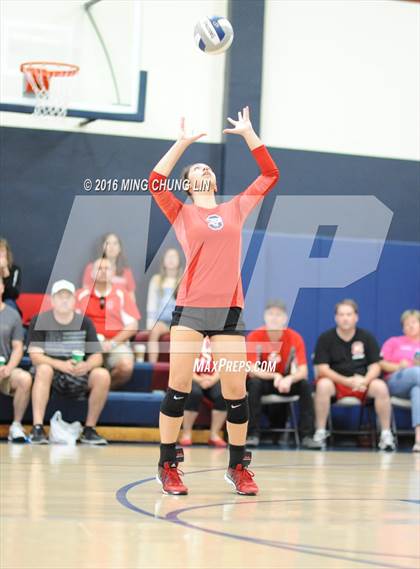 Thumbnail 3 in Santa Clarita Christian vs. Capistrano Valley Christian (CIF SS D9 Quarterfinal Playoff) photogallery.