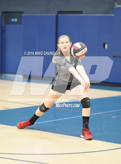 Thumbnail 2 in Santa Clarita Christian vs. Capistrano Valley Christian (CIF SS D9 Quarterfinal Playoff) photogallery.