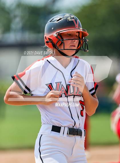 Thumbnail 2 in Valley vs Davenport West (Rick Doran Classic) photogallery.