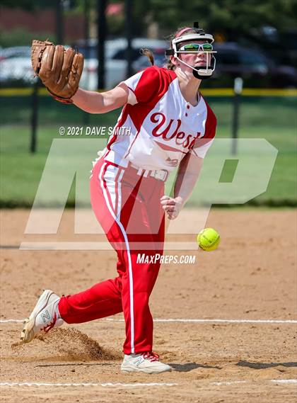 Thumbnail 2 in Valley vs Davenport West (Rick Doran Classic) photogallery.