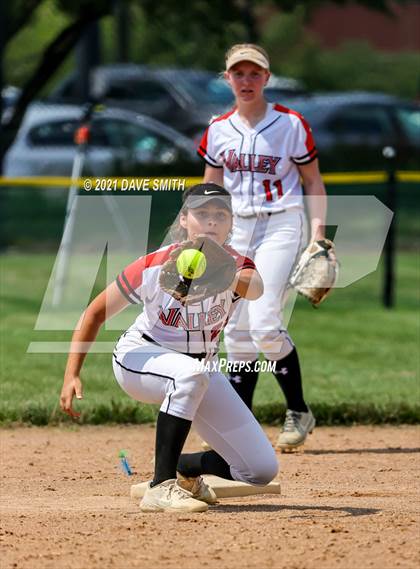 Thumbnail 1 in Valley vs Davenport West (Rick Doran Classic) photogallery.