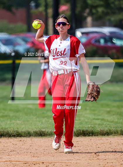 Thumbnail 1 in Valley vs Davenport West (Rick Doran Classic) photogallery.