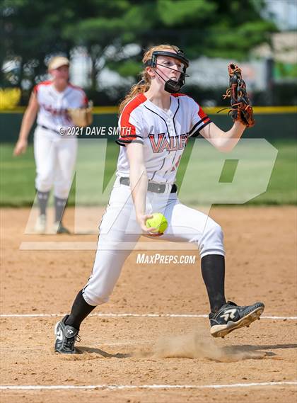 Thumbnail 2 in Valley vs Davenport West (Rick Doran Classic) photogallery.