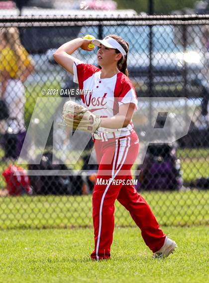 Thumbnail 3 in Valley vs Davenport West (Rick Doran Classic) photogallery.