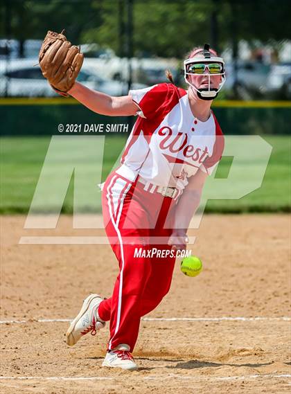 Thumbnail 1 in Valley vs Davenport West (Rick Doran Classic) photogallery.