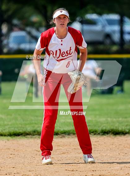 Thumbnail 2 in Valley vs Davenport West (Rick Doran Classic) photogallery.