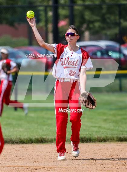 Thumbnail 2 in Valley vs Davenport West (Rick Doran Classic) photogallery.