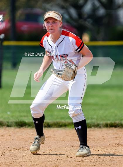 Thumbnail 2 in Valley vs Davenport West (Rick Doran Classic) photogallery.