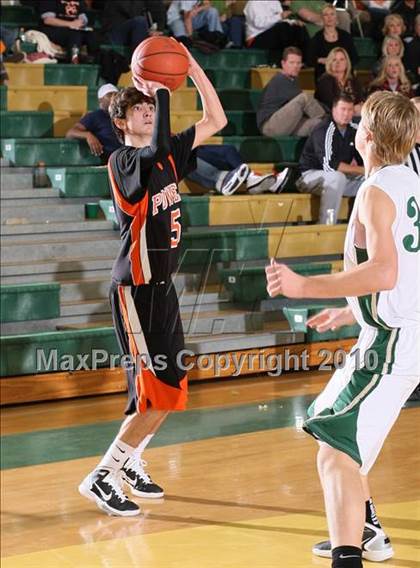 Thumbnail 1 in Powell @ Knoxville Catholic (Pilot Food-mart Invitational) photogallery.