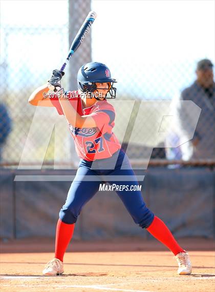 Thumbnail 1 in Centennial vs. Kellis photogallery.