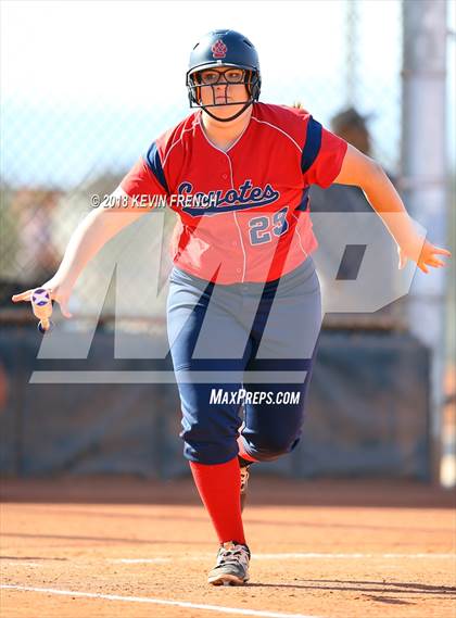Thumbnail 2 in Centennial vs. Kellis photogallery.